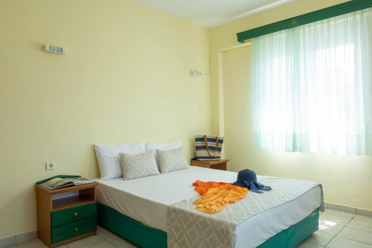 Aristides Hotel Foúrka Eksteriør bilde