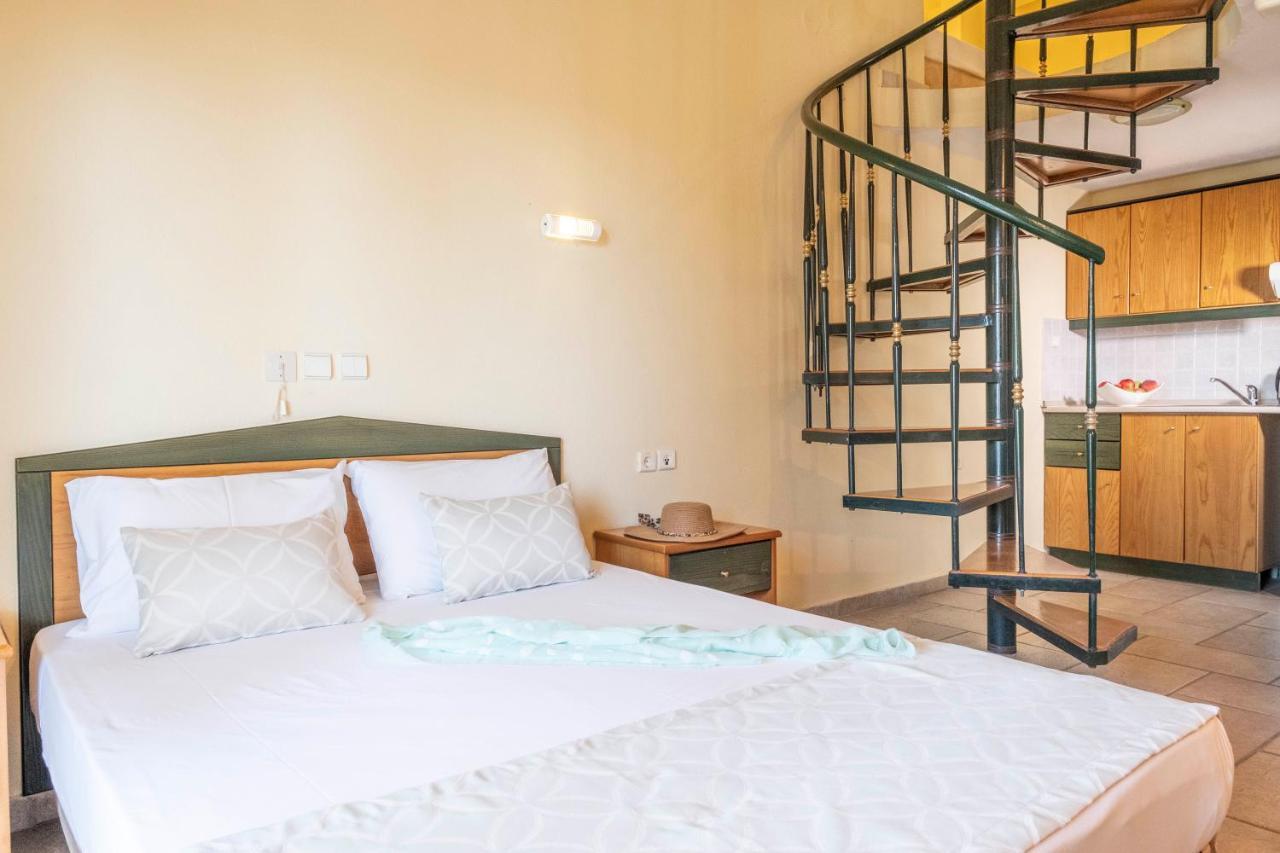 Aristides Hotel Foúrka Eksteriør bilde